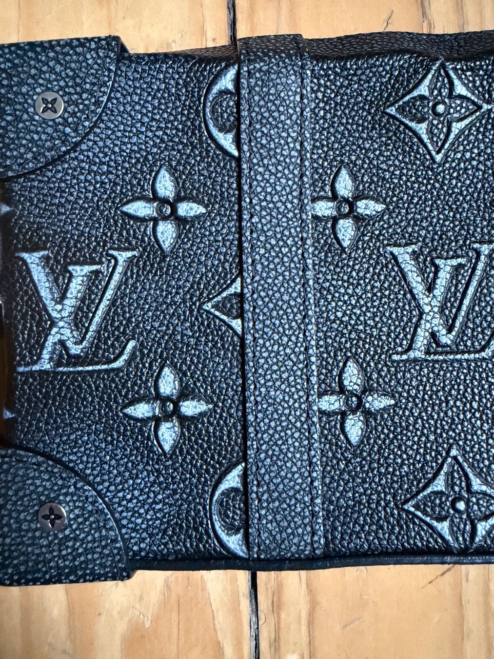 Borse: Louis Vuitton Black Leather Box Trunk Bag – Nuovo (secondo la descrizione) da Zürich venduto da Romjana 3