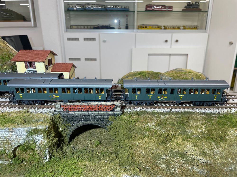 Modelleisenbahnen: SMF, SBB, 3er Wagenset mit Finish, Gleich -oder Wechselstrom – Neu (gemäss Beschreibung) aus Hofstetten ZH von kroki66 3