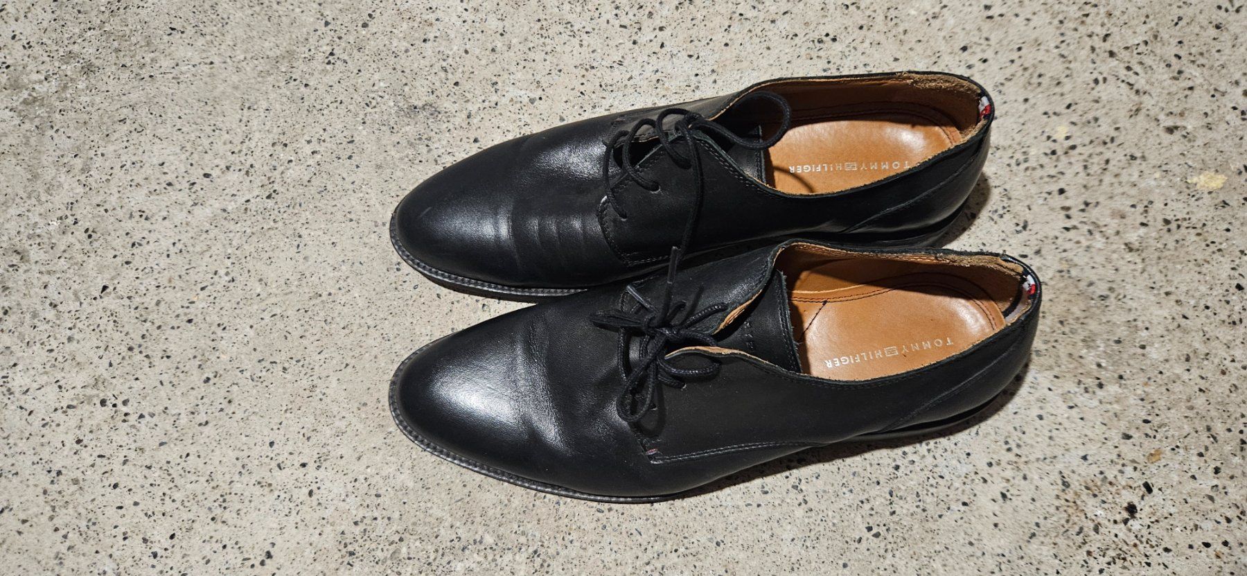 Tommy Hilfiger Scarpe da uomo: Chaussures Thommy Hilfinger – Usato da Lutry venduto da cha_pbg5