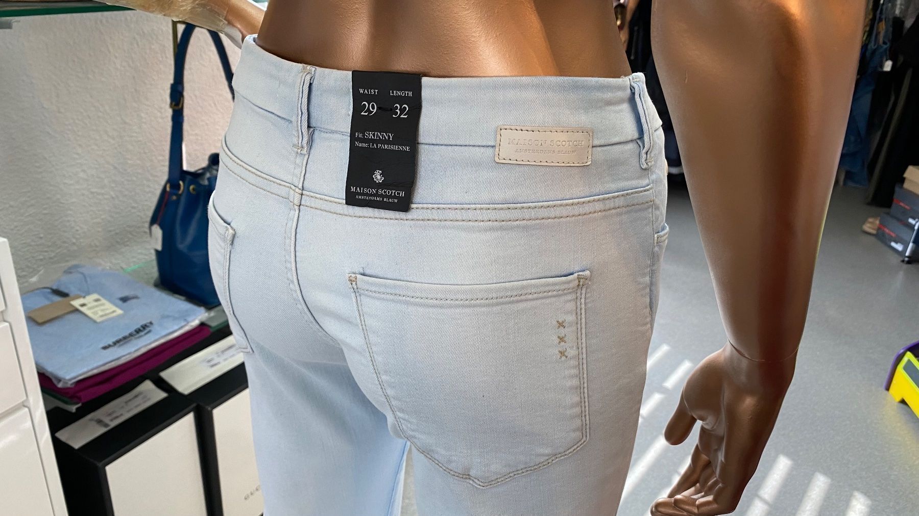 Maison Scotch Jeans: Maison Scotch Jeans – Neu und originalverpackt aus Lachen SZ von HelvetiaLuxury 3