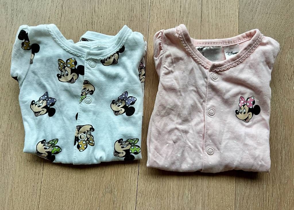 Disney Pigiama & Simili: 2 Minnie Mouse Babystrampler H&M Gr 56 – Usato da Meilen venduto da JuliaFantasma 3