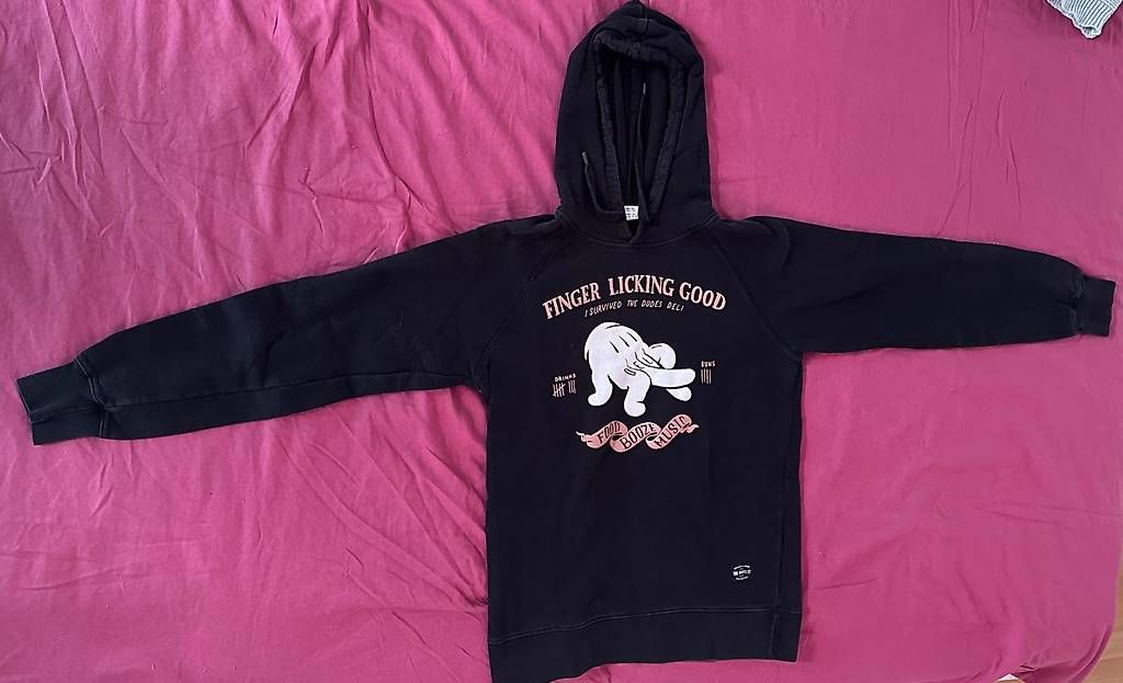 Pullover & Sweatshirts: The Dudes, Kapuzenpulli, Grösse: M – Gebraucht aus Reinach BL von 06lohifushi13