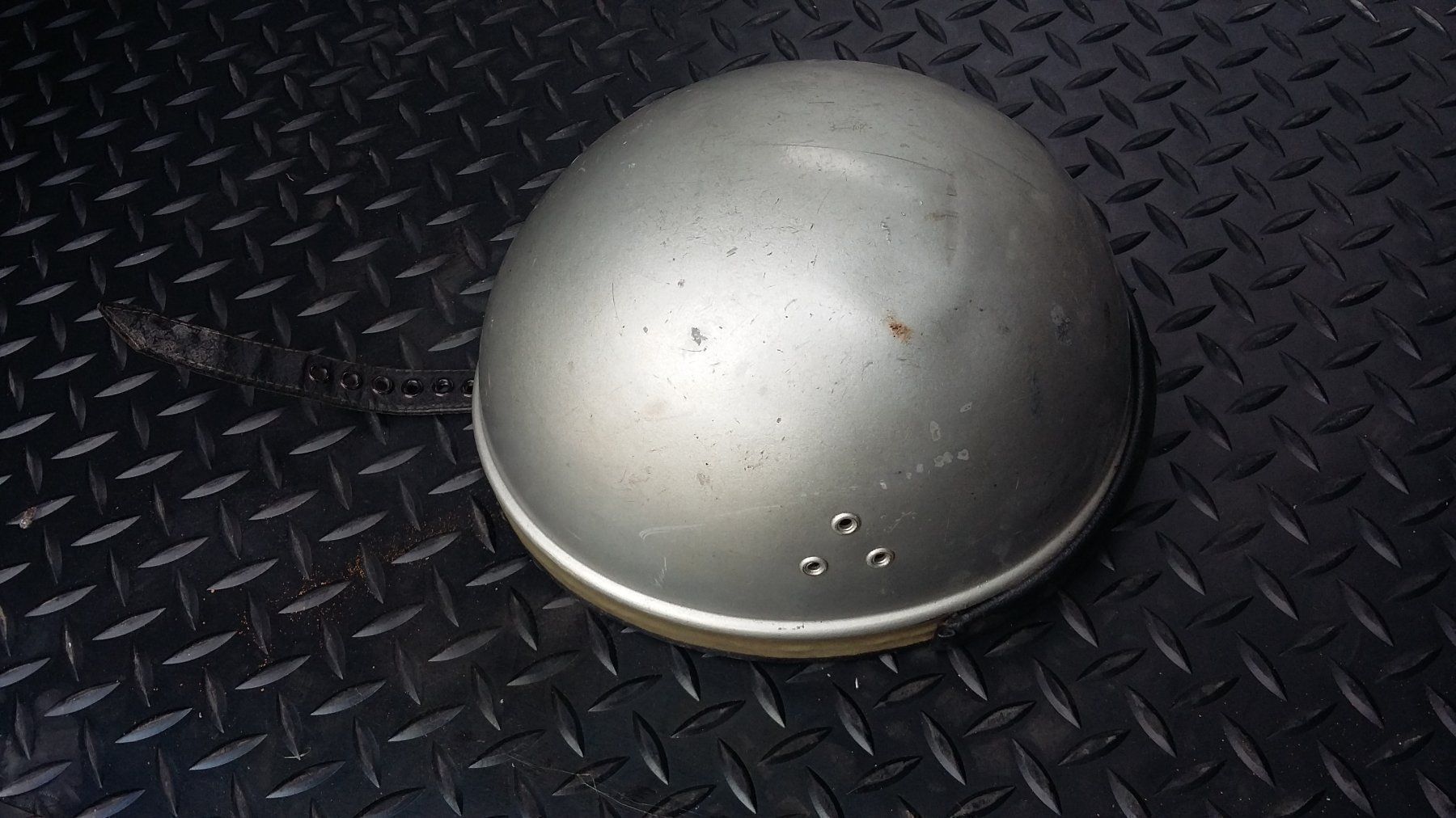 Abiti antichi: 2 x Oldtimer Motorradhelm Motorrad Helm – Usato da Dulliken venduto da Classiclerch4657