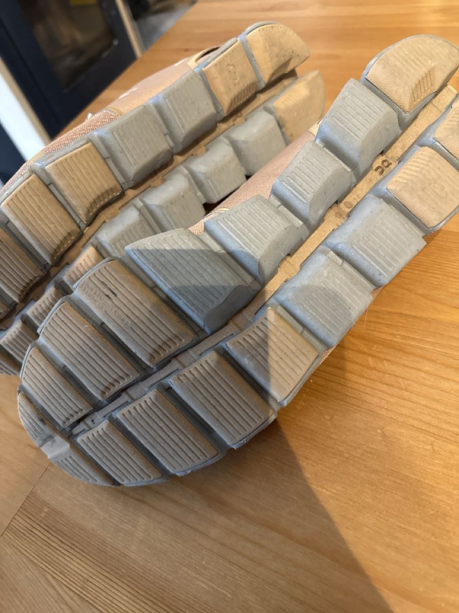 On Scarpe da uomo: ON Running Schuhe Cloud beige – Usato da Roggwil BE venduto da Schlifer01 2