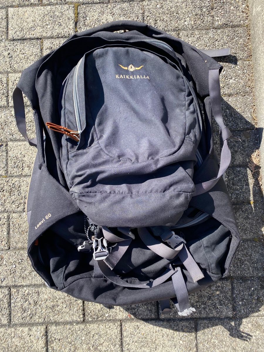 Zaini: Kaikkialla Backpack, Leevi 60, Black Hiking Backpack Used – Usato da Beckenried venduto da ristovandyk