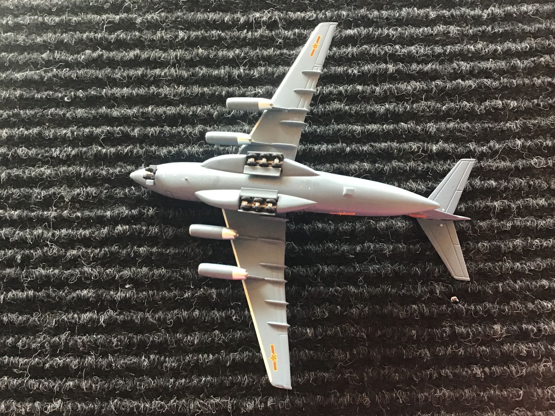 Kit di modellismo & Modellini statici: KUNPENG Y-20 1:400 – Usato da Männedorf venduto da Spezial-Modelle 4