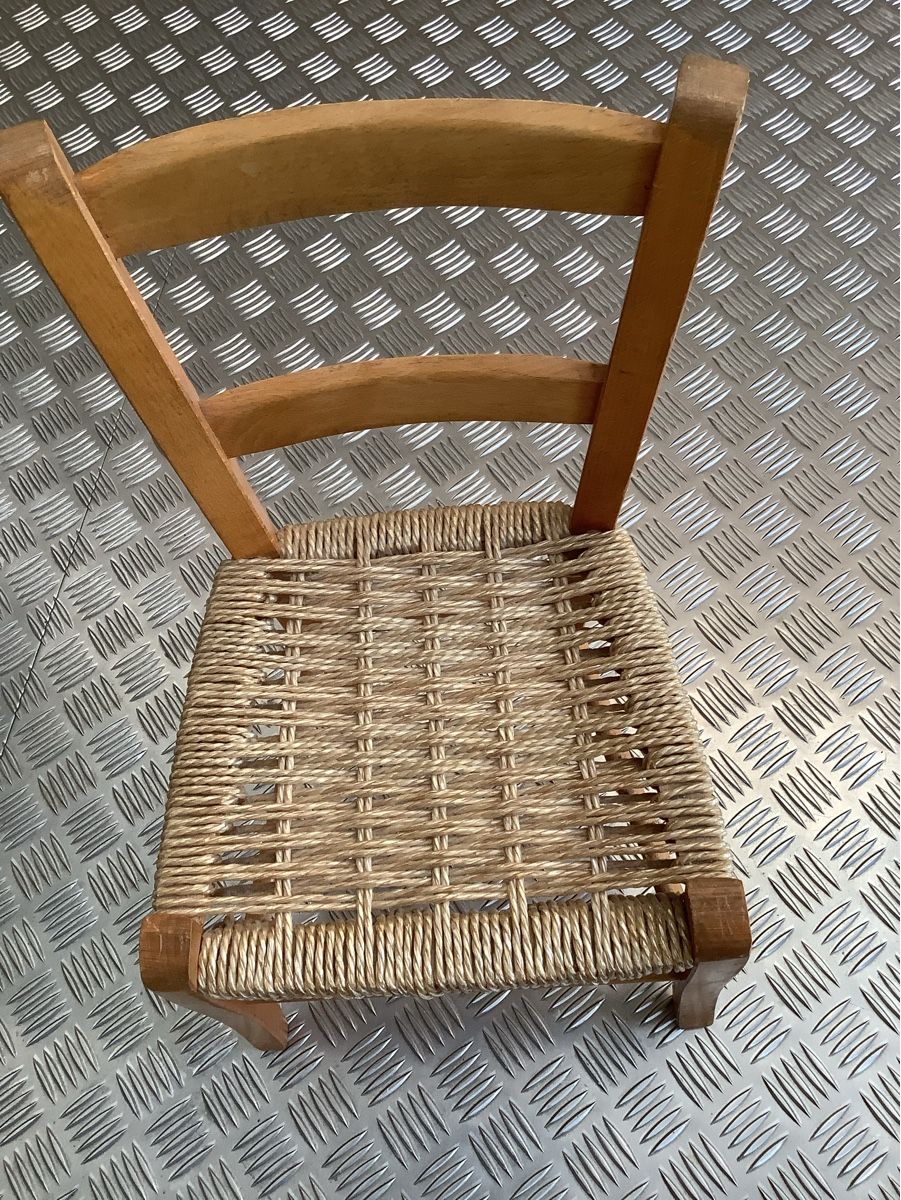 Sedie: Kinderstuhl/chaise d’enfant – Usato da Fribourg venduto da Rosyrosy 3