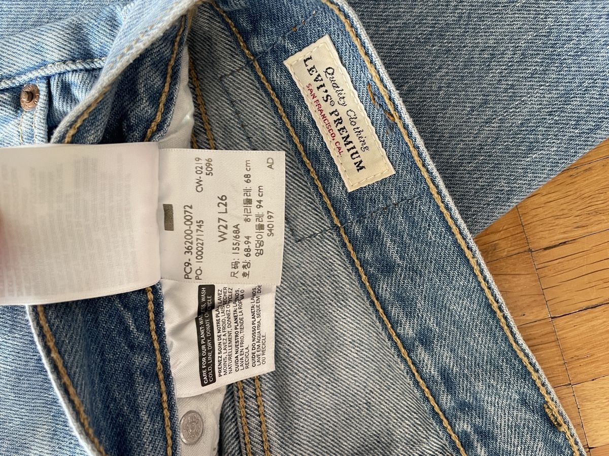 Levi's Jeans: Levi's 501 Jeans W27 L26  – Usato da Neuchatel venduto da shi_9fzw 4
