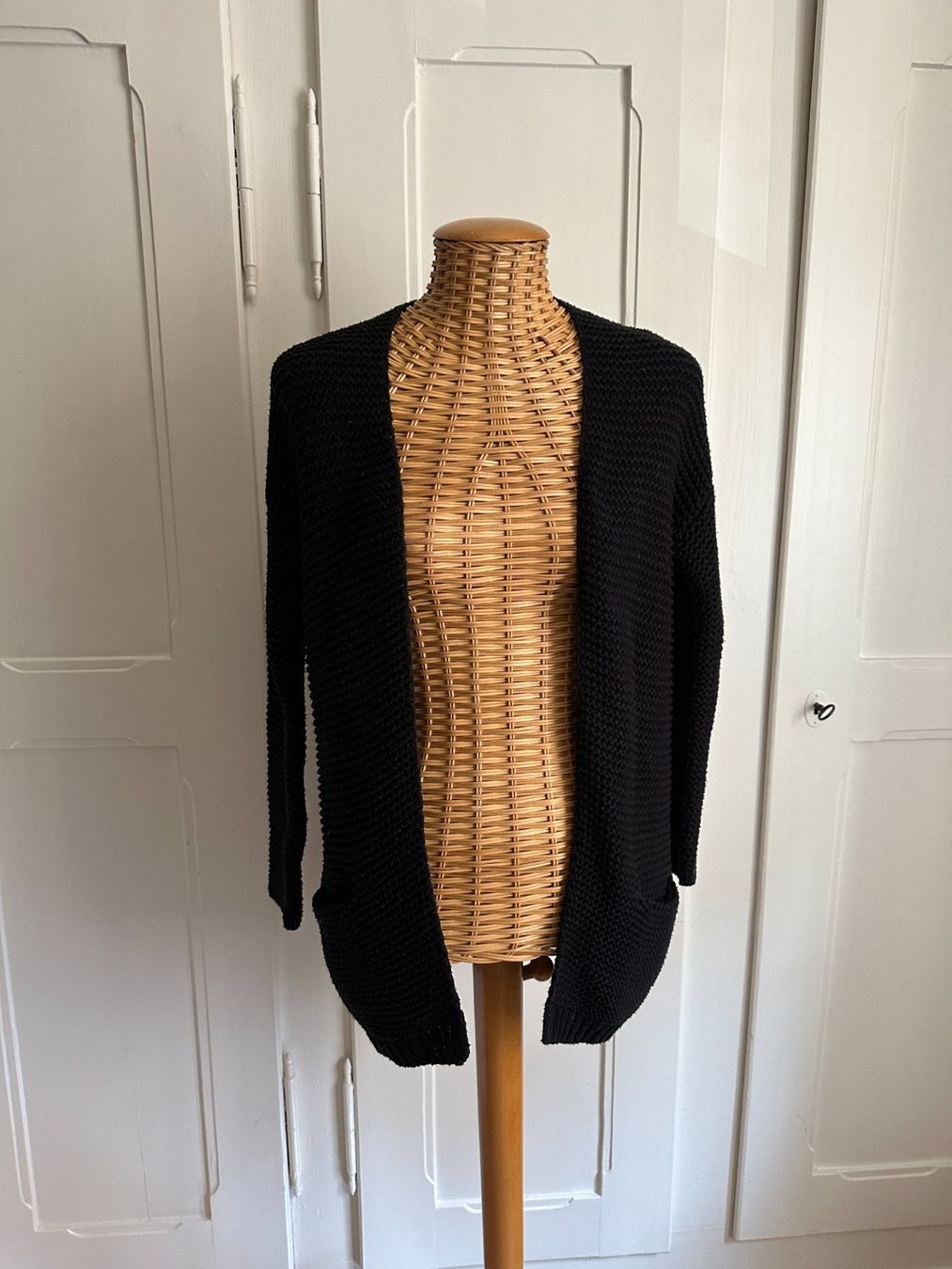Jacken: PIMKIE - Strickjacke schwarz S – Gebraucht aus Zürich von Diazaio