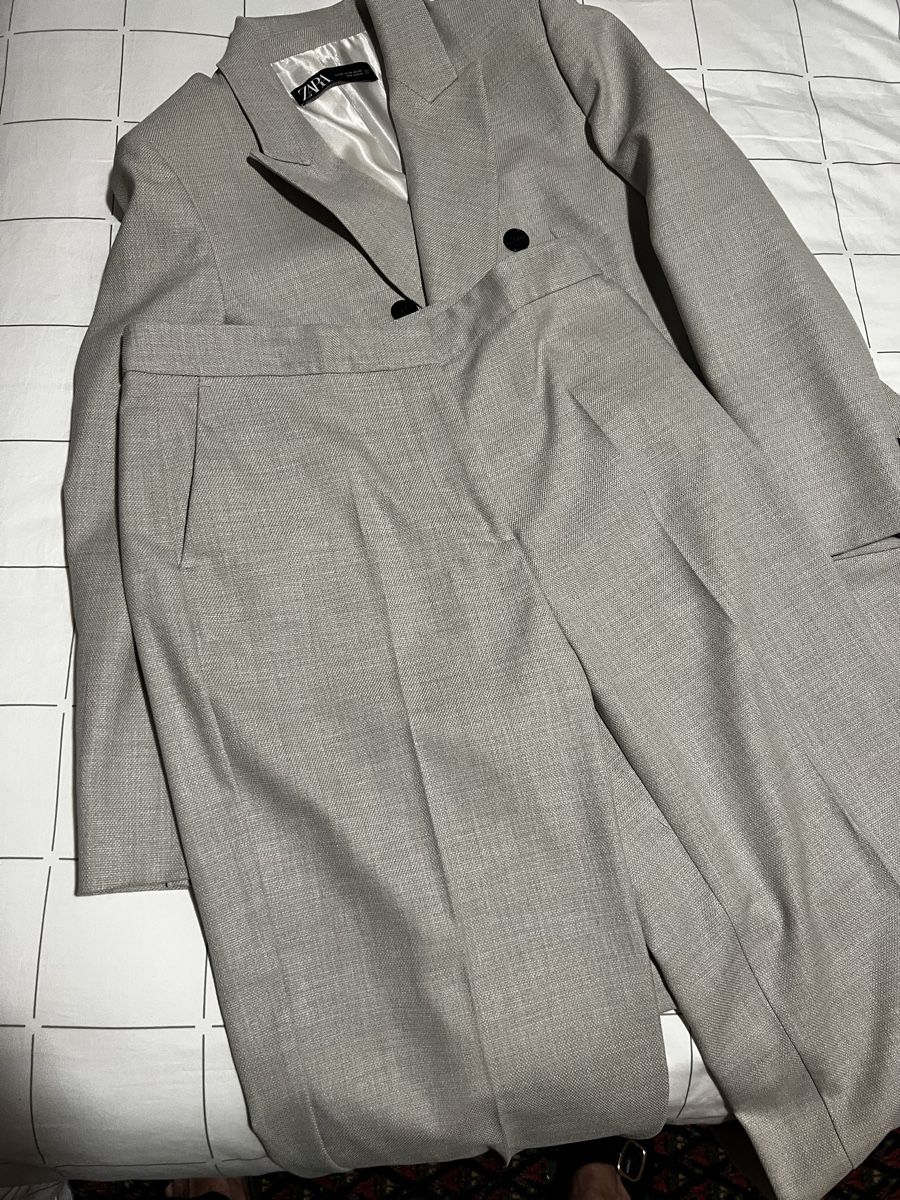 Zara Completi & Tailleur: Ensemble tailleur Zara XL beige – Nuovo e nell'imballaggio originale da Caslano venduto da Elena61 7