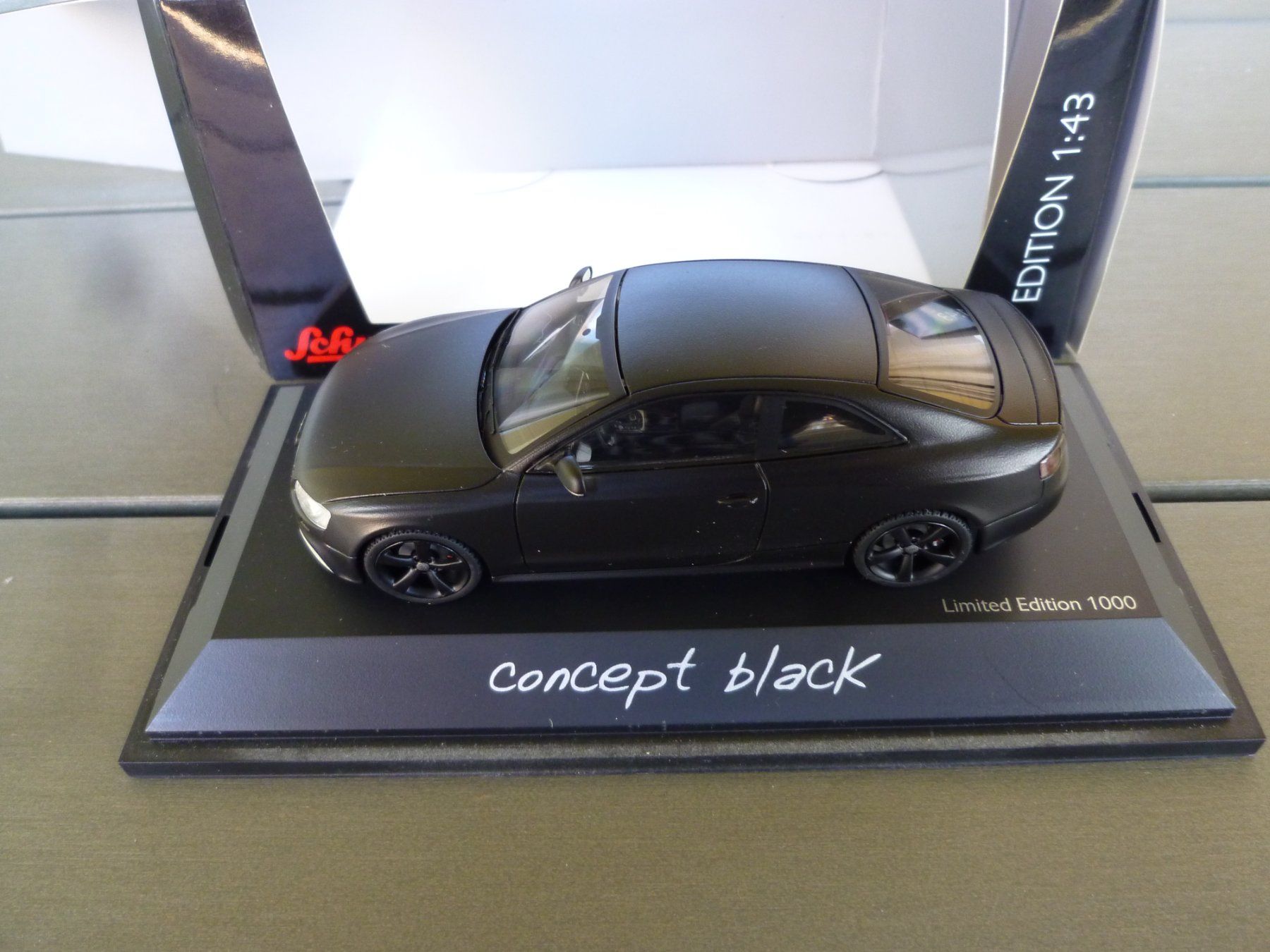 Audi Modellini d'auto: Audi RS5 "concept black" – Nuovo e nell'imballaggio originale da Flawil venduto da Imperiosud 5