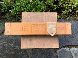 sehr schöne antike Zigarrenpresse aus Holz