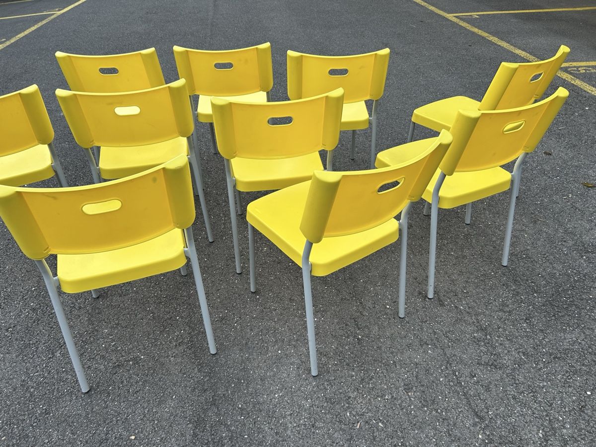Ikea Sedie: Lot de 10 chaises IKEA jaune vintage – Usato da Thierrens venduto da Bigla 1