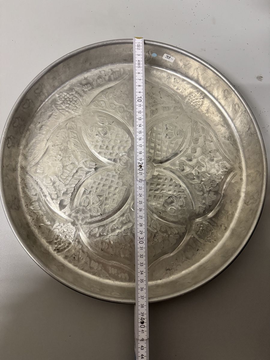 Piatti di portata: Decorative Oriental Plate – Usato da Wallisellen venduto da Corinne.- 2