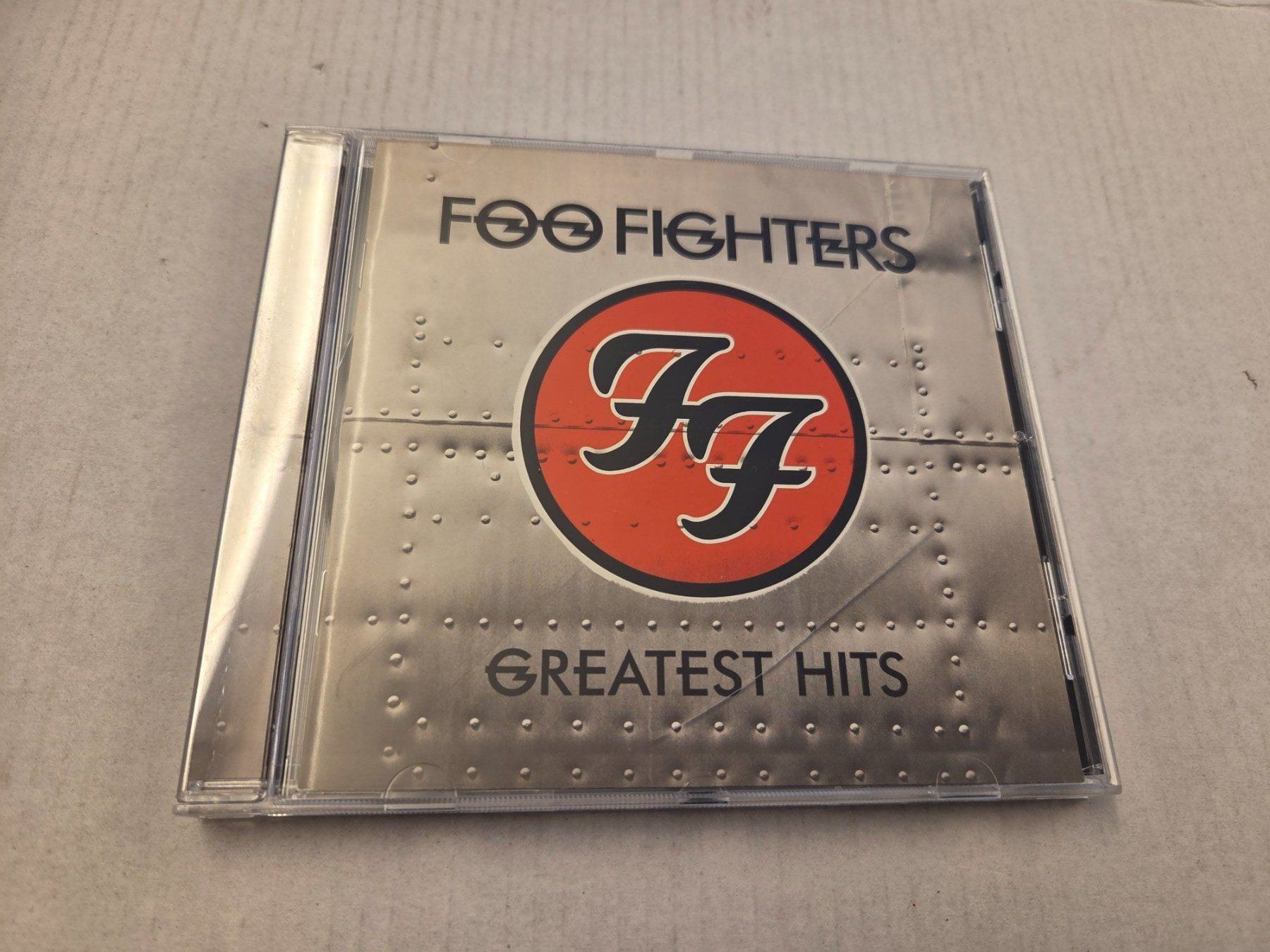 CD: FOO FIGHTERS - GREATEST HITS – Usato da Bern venduto da Vinylsound.ch