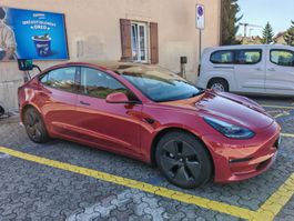 Tesla model 3 Long range dual motor AWD 4x4 rouge