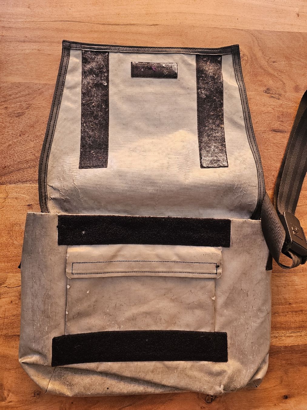 Freitag Sacs: FREITAG Umhängetasche  – D'occasion à Allschwil par arasacahaia 6