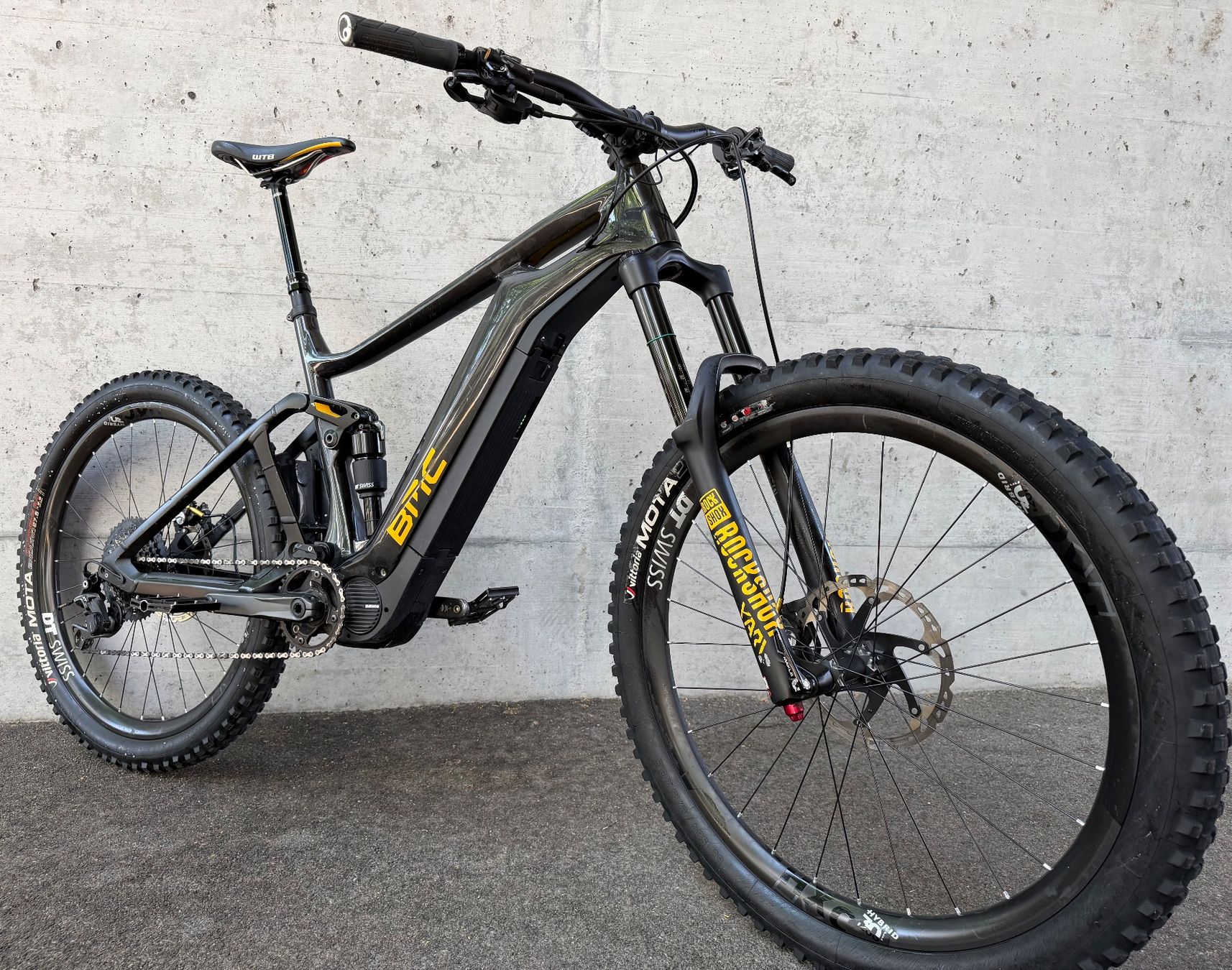 BMC Vélos: BMC Speedfox AMP Three Carbon Fully Ebike 25kmh – D'occasion à Zuchwil par cal_bx7g