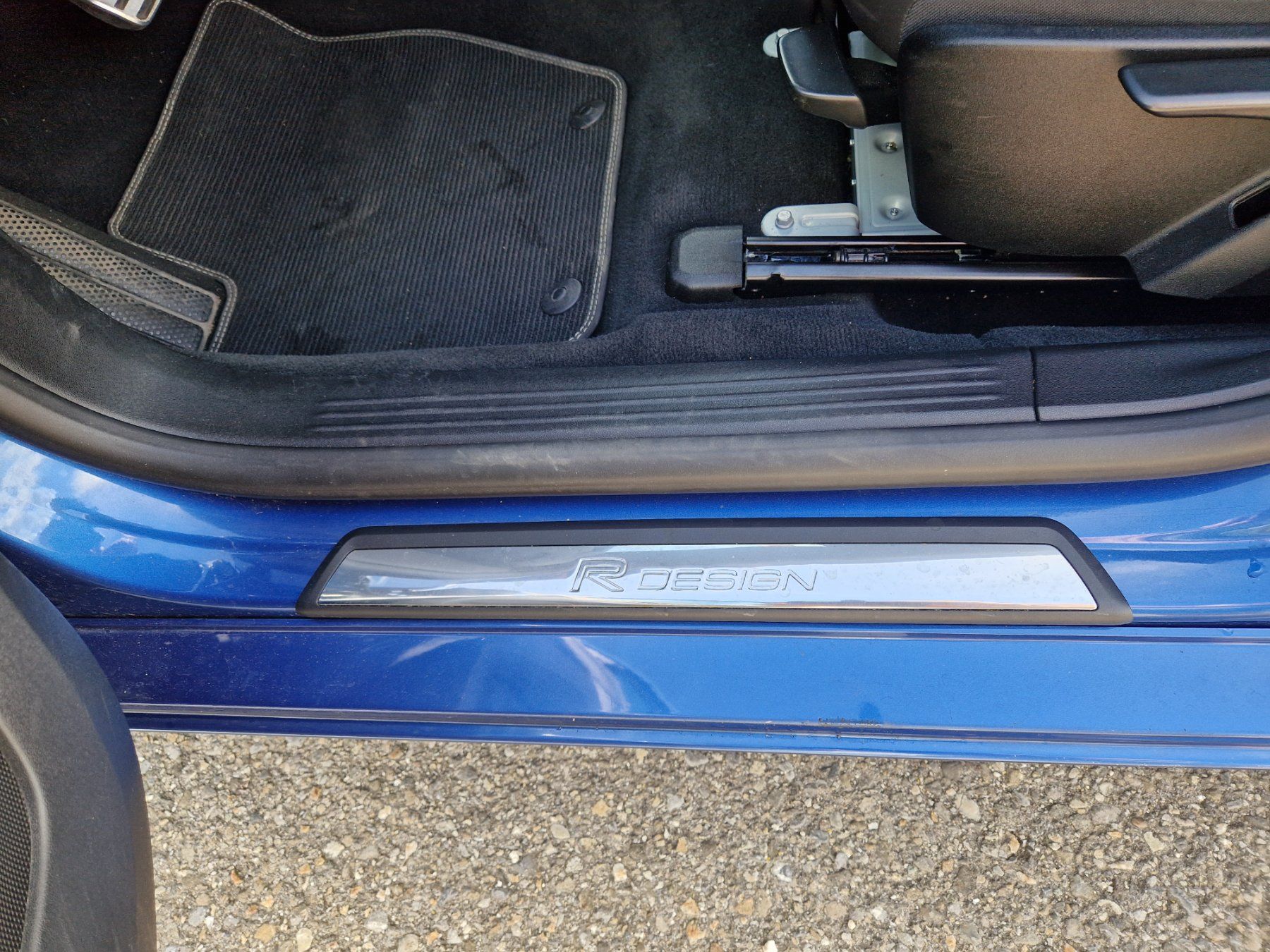 Volvo Automobili: Volvo V40 R-Desing – Usato da Bettlach venduto da Rocco2000 6