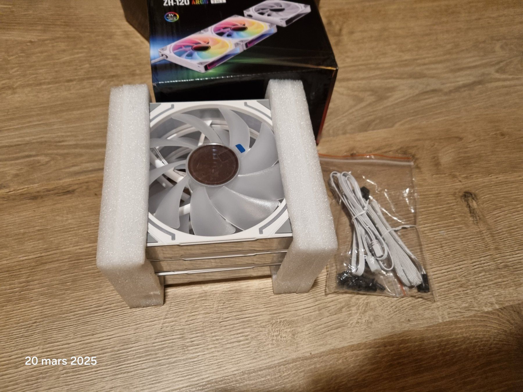 Ventilatori: Ventilateur Jonsbo ZH120 ARGB – Nuovo e nell'imballaggio originale da Ependes VD venduto da Oliviermi 1