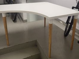 IKEA Eck- Schreibtisch