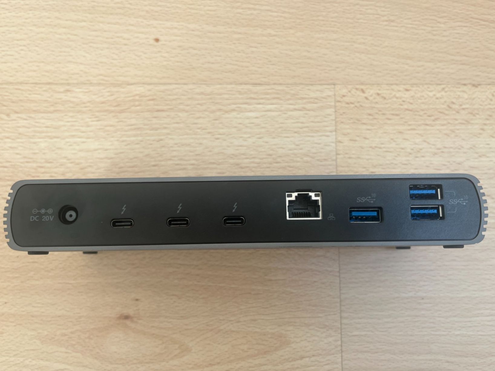 Kensington Docking station: Kensington Thunderbolt 4 Dockingstation (Mac/Windows) – Usato da Aarwangen venduto da gold68 2