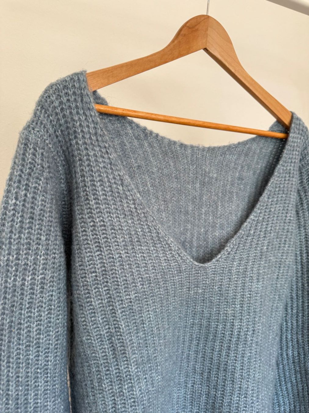 Maglioni & Felpe: Peace n’ love Strickpullover, hellblau, Grösse One Size – Usato da Kriens venduto da MeinKleiderschrank 2