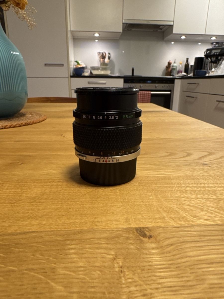Olympus Objektive: Olympus Zuiko 85mm f2 – Gebraucht aus Buchs SG von the_y6tp