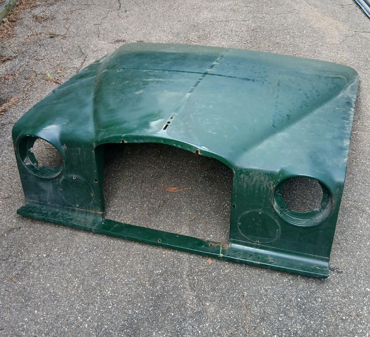 Jaguar Tutti pezzi di ricambio auto: Capot Jaguar Mk10 ou 420g – Usato da la heutte venduto da Auto-stock