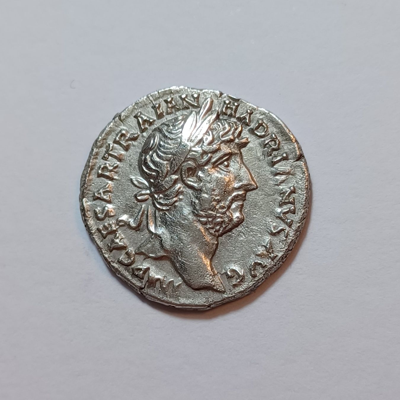 Tutti le monete: Denarius Hadrian (117-138) Römisches Reich – Usato da Pfäffikon ZH venduto da Antike_Muenzen