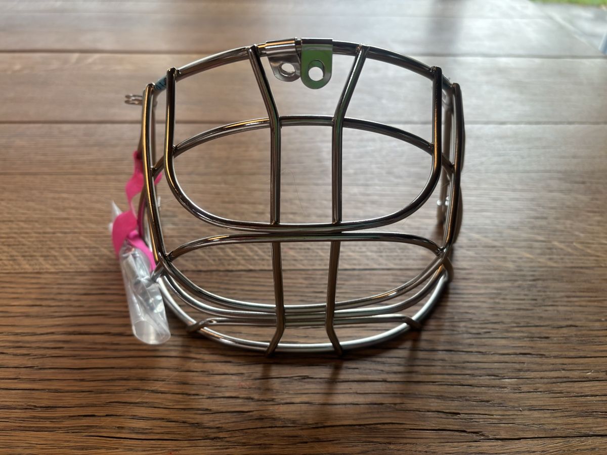 Caschi: Eishockey Helm Facemask – Usato da Jonschwil venduto da Lambo5000 3
