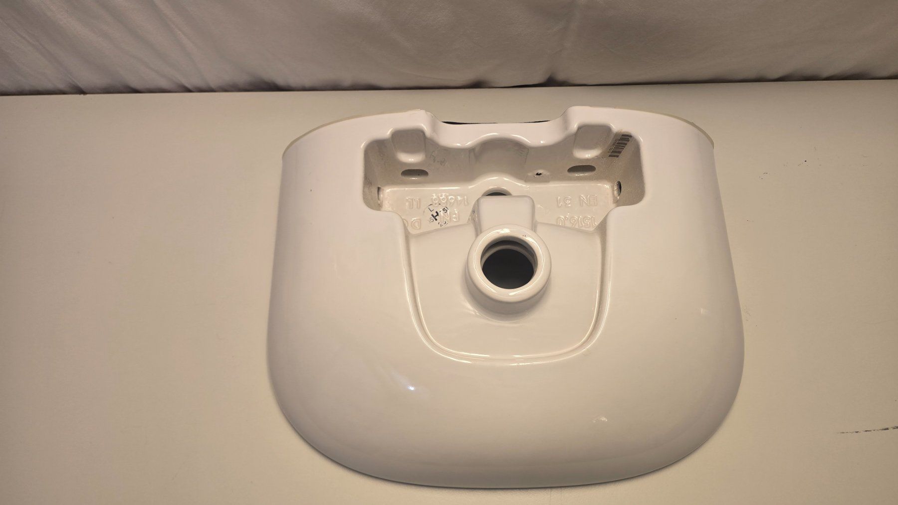 Lavabi & lavandini: Lavabo weiss mit Ablagefläche von Laufen – Nuovo (secondo la descrizione) da Zürich venduto da Bobesfee 6
