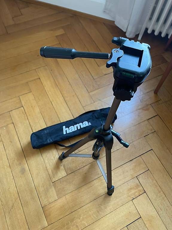 Trépieds & Accessoires: Hama "Star 62" Stativ – D'occasion à Zürich par ruc_lv9v 2