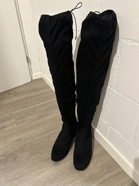 Damenschuhe: Stiefel – Gebraucht aus Schwerzenbach von nic_zt5r