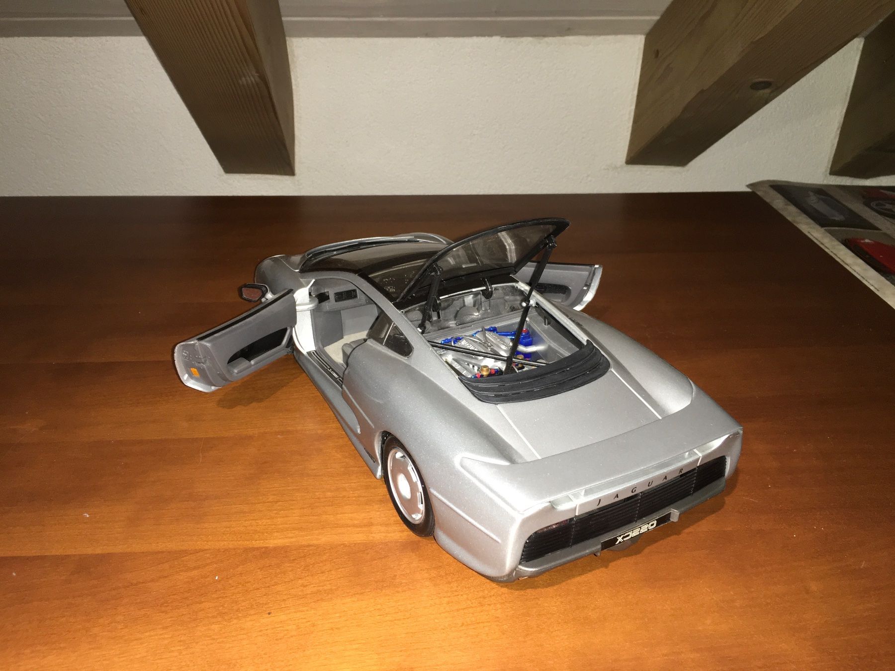 Jaguar Modellini d'auto: Jaguar XJ220 — 1/12 – Usato da Wohlen AG venduto da PrivatSammlung 2