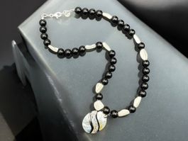 Unikat 💎  Vintage Onyx Halskette, Perlen, Perlmutt Anhänger