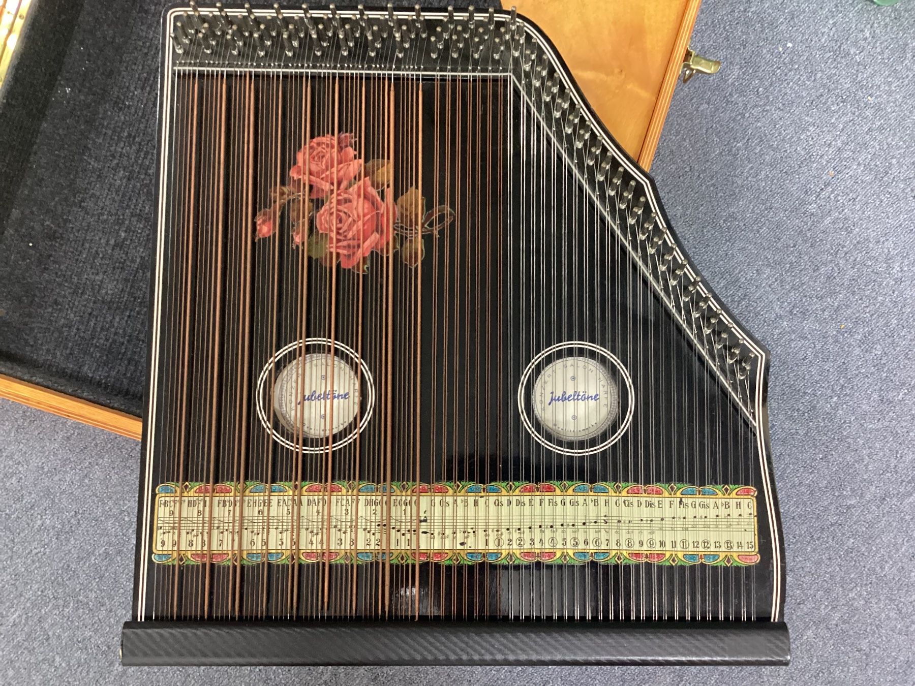 Musikinstrumente: Zither doppelseitig Jubeltöne – Gebraucht aus Trogen von paletti03