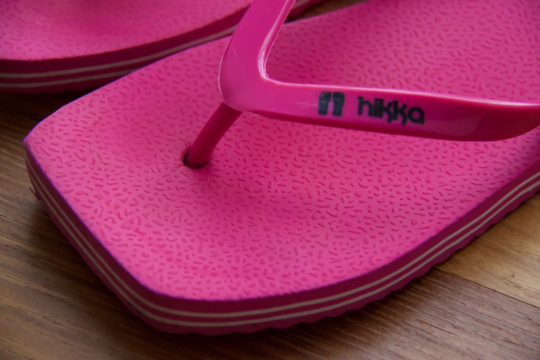 Schuhe für Mädchen: Modische Flip-Flops für Mädchen, Gr. 18 – Gebraucht aus Uetikon am See von Vil4523 1