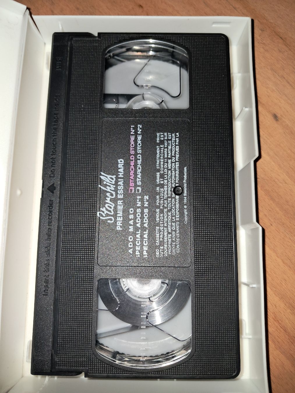 Alle VHS: VHS COLLECTION STARCHILD X (3) – Gebraucht aus Le locle von juliensaran 2