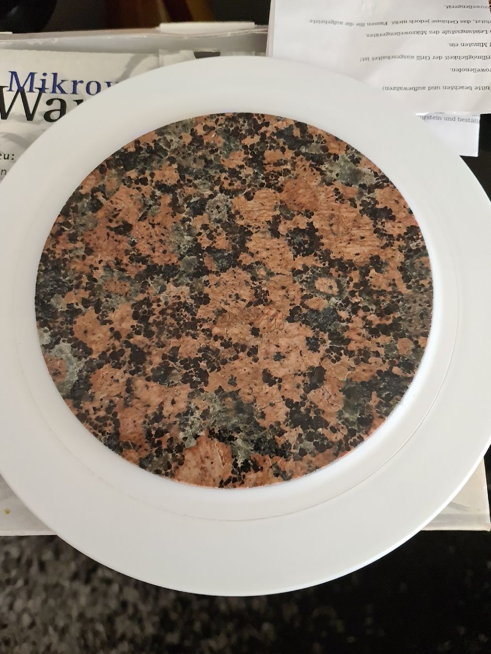 Appareils de cuisine: Mikrowellen Warmhalte- Platte – D'occasion à Thun par erh_fs86 2