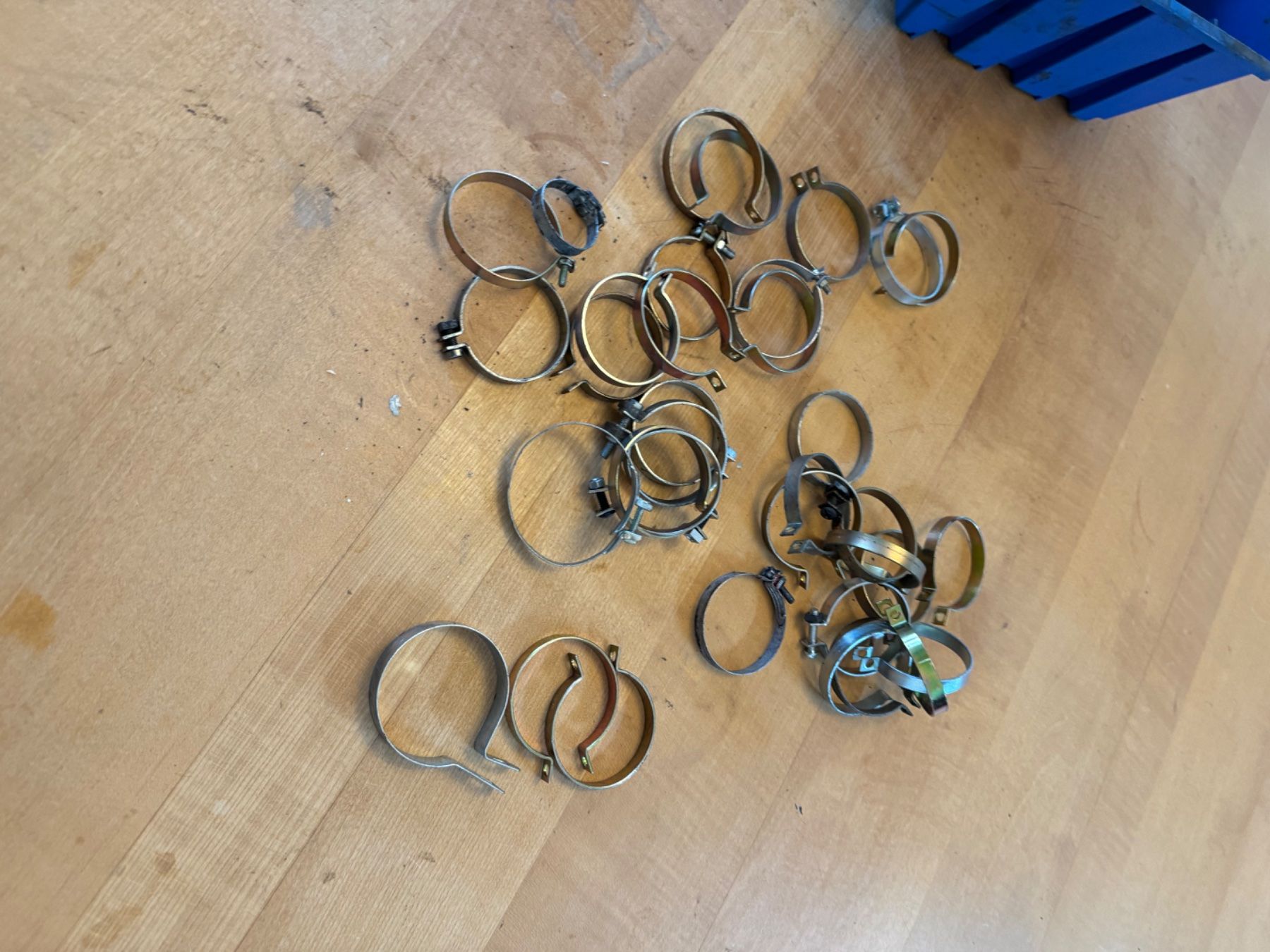 Piaggio Mofa-Ersatzteile: Piaggio Luftfilter Briden – Gebraucht aus Dübendorf von Sachs621 1