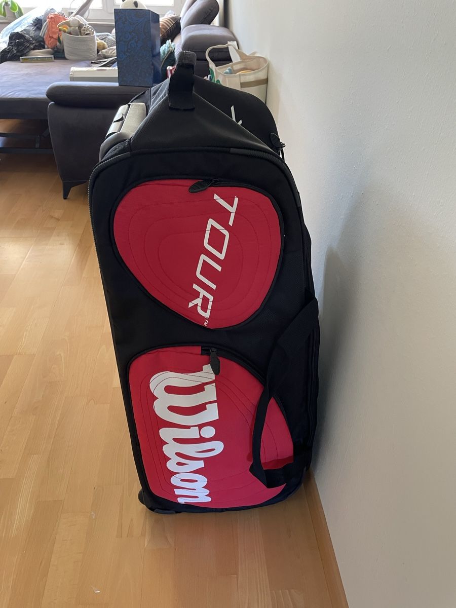 Valigie & Borse: Wilson Trolley Bag – Nuovo (secondo la descrizione) da Meilen venduto da val_tsv8 7