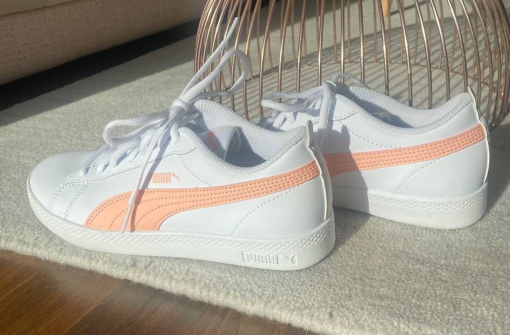 Chaussures femmes: Baskets Puma 37,5 – D'occasion à Morges par Genna_a1101