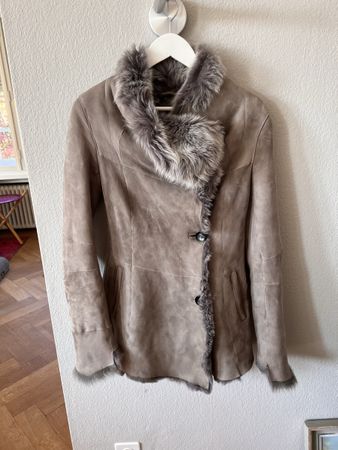 Lammfelljacke Ventcouvert, Gr. 36, grau