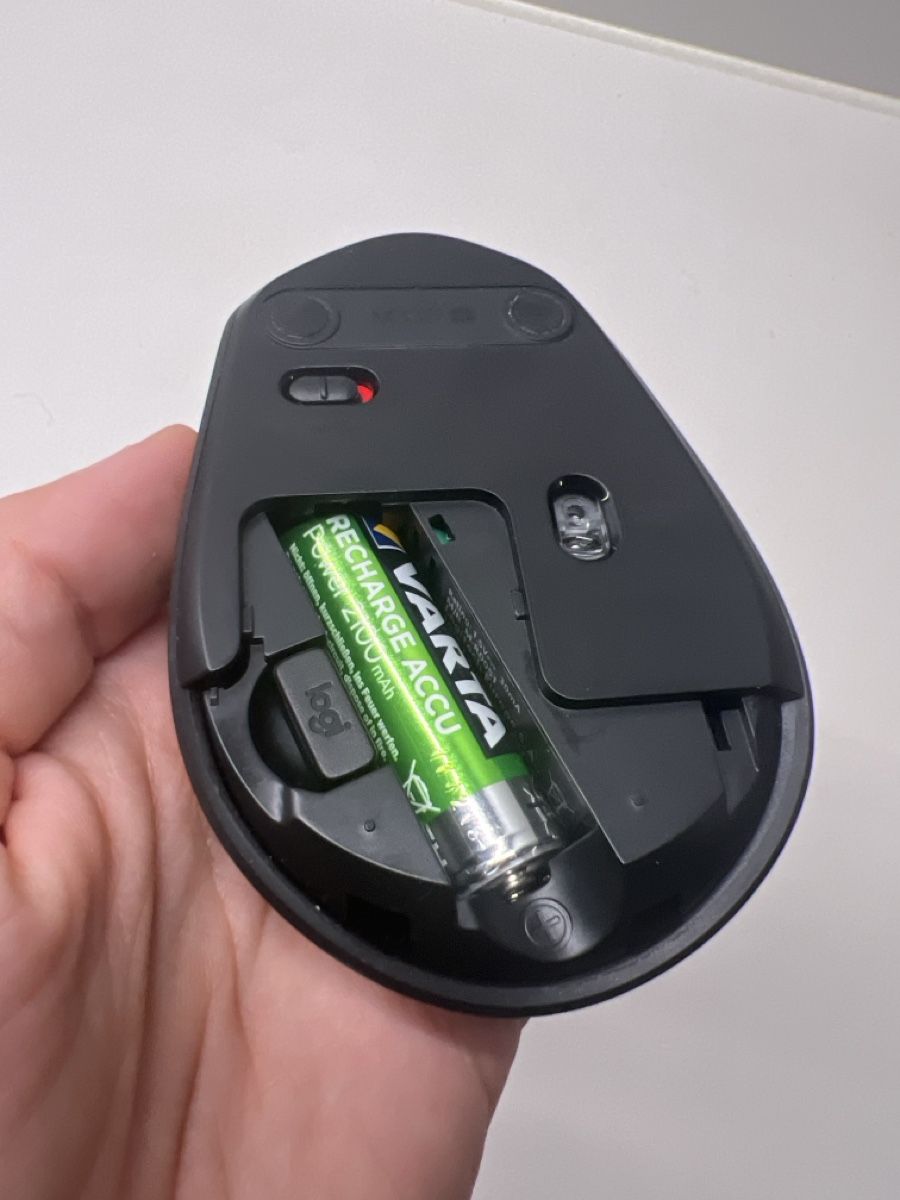 Logitech Mouse: Logitech M330 SILENT PLUS  – Usato da Zürich venduto da Soudeh_Alice 4