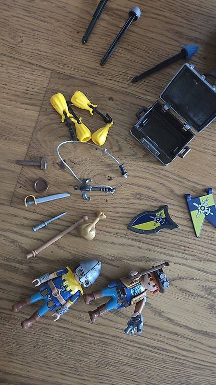 Giocattoli: playmobil novelmore – Usato da Niederwangen BE venduto da Hmela 1