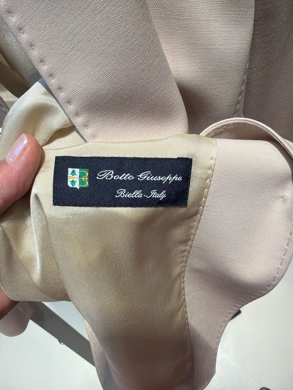 Windsor Vestes: Blazer Damen Windsor beige Grösse 34 – D'occasion à Tägerwilen par TinaLupu 2