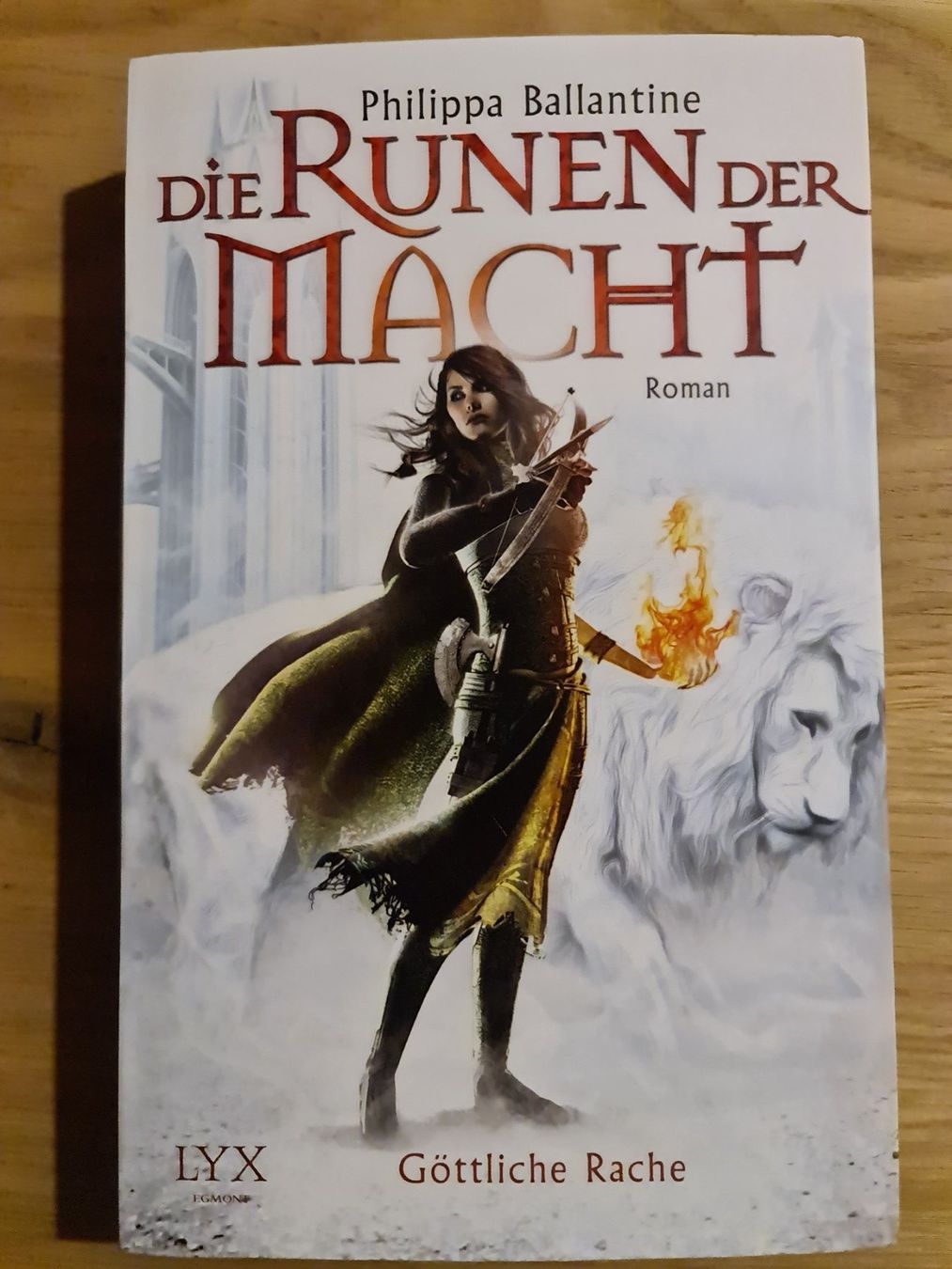 Libri: Die Runen der Macht - Göttliche Rache – Usato da Schneisingen venduto da backstore24 1