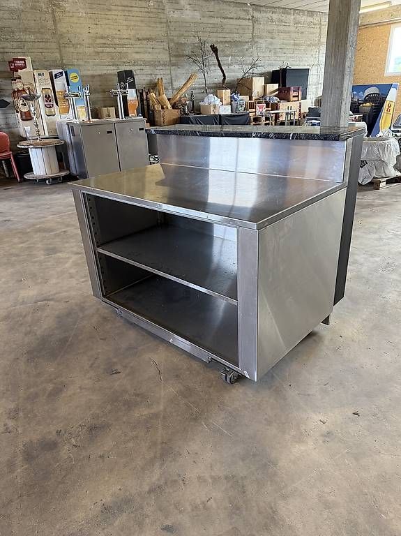 Allestimento di negozi e stand fieristici:  Chromstahl-Bar-/Arbeitstisch Gastro Marmor – Usato da Burgdorf venduto da dkwhummel