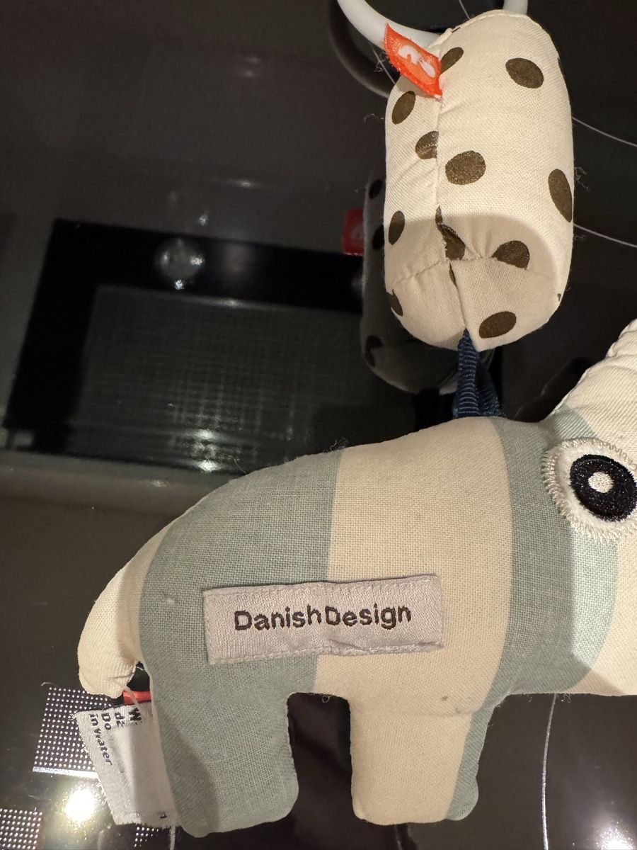 Giocattoli: Done by Deer Greifling & Anhänger mit Klingelton – Usato da Küsnacht ZH venduto da ToddyGinger 1